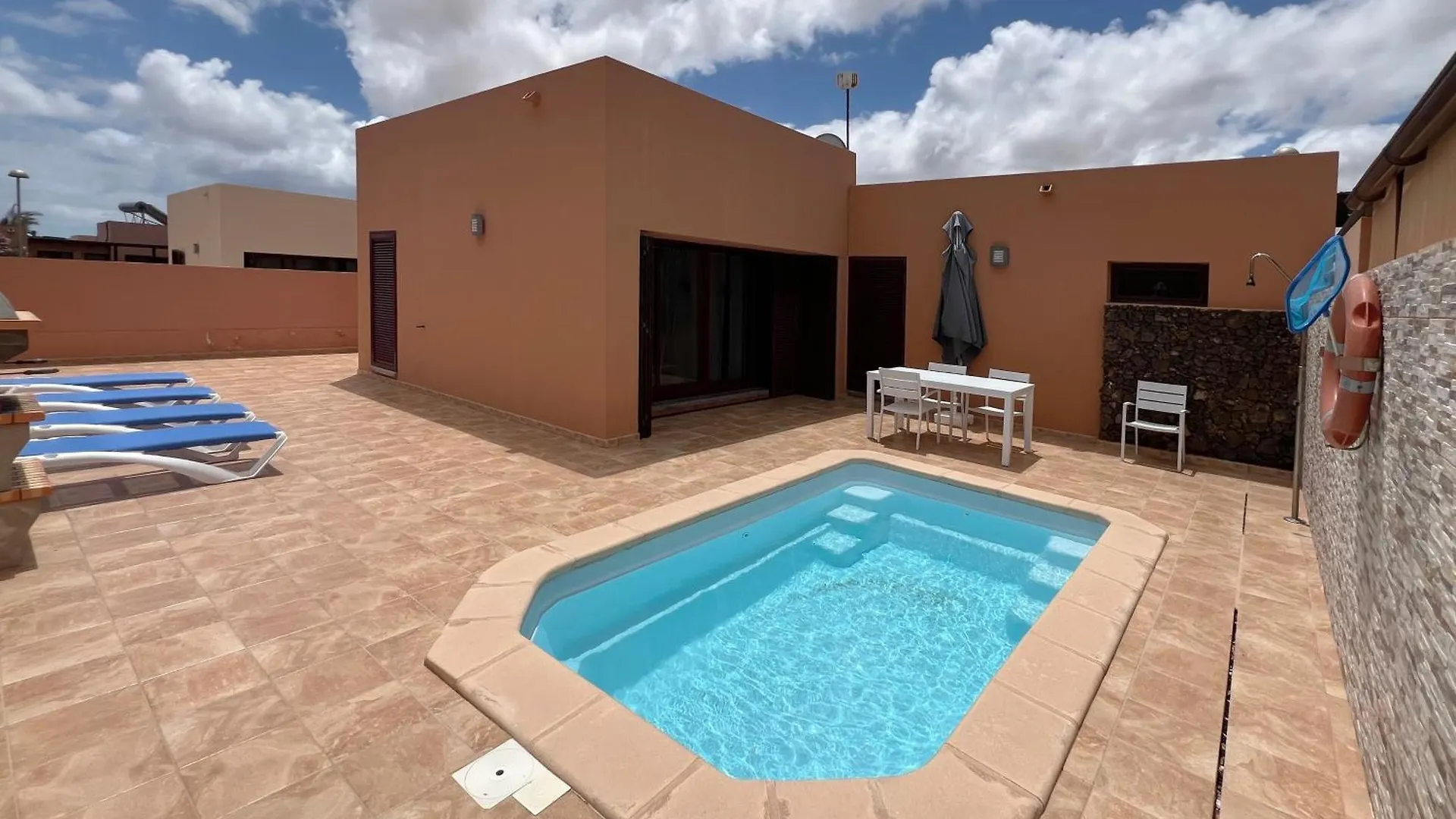 Anahi Homes Corralejo -Villa Dracaena 4 location